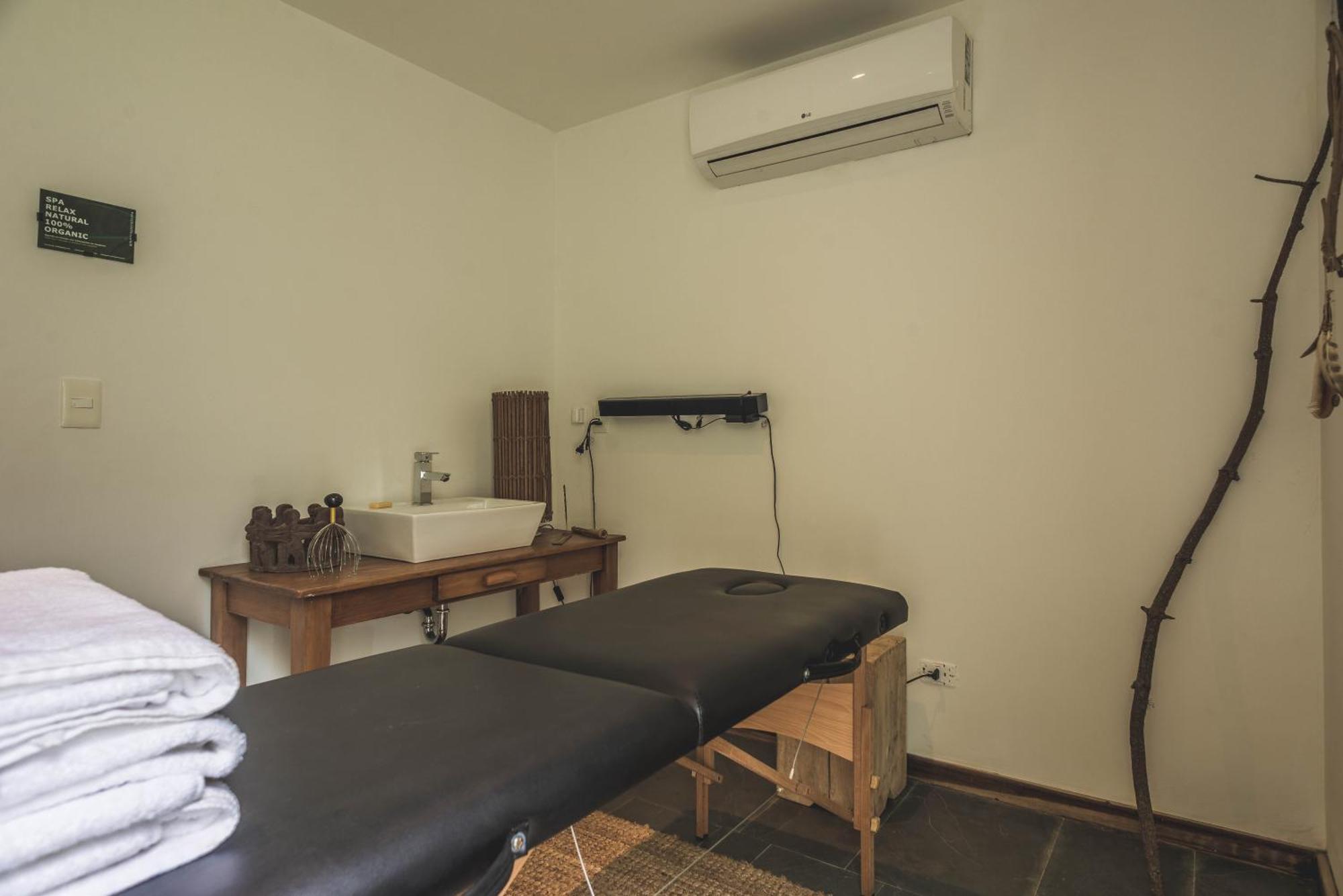 Be House Suites & Spa 埃斯特角城 外观 照片